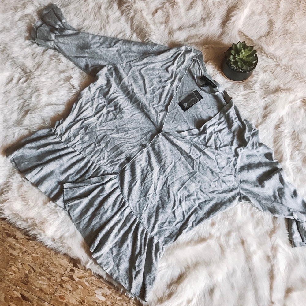 Lane Bryant: RUFFLE SLEEVE CARDIGAN NWT🖤